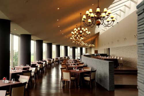 Restaurant/Dining